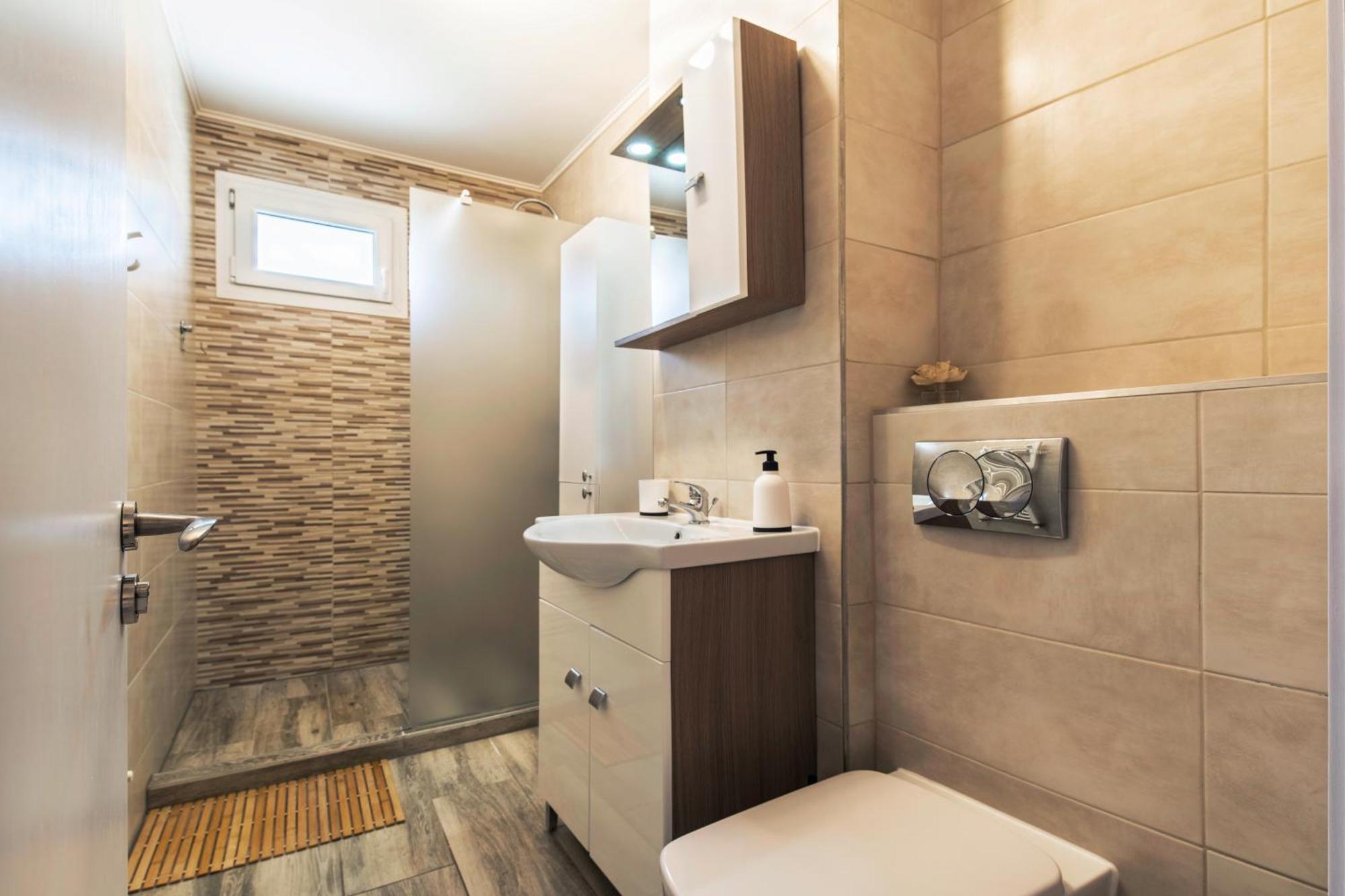 Springhome - Cozy Apartment With Balcony & Parking Brasov Bagian luar foto